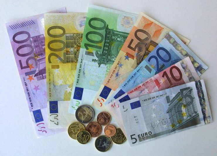 какие деньги в Черногории - евро