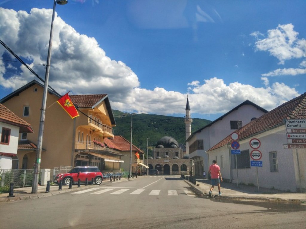 Гусинье Черногория