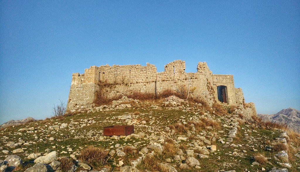 Крепость над Перастом