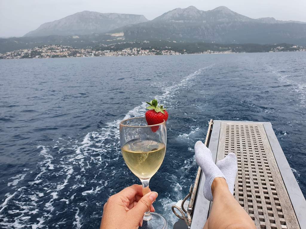 море в апреле будва тиват можно ли купаться