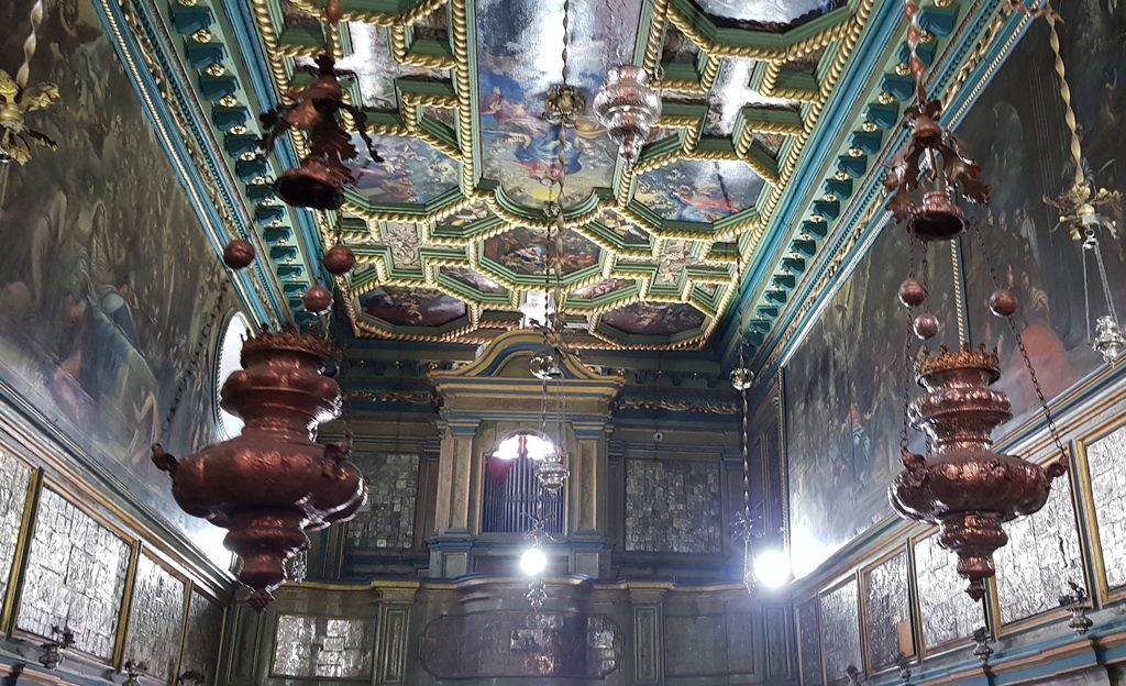 остров Богородицы на рифе