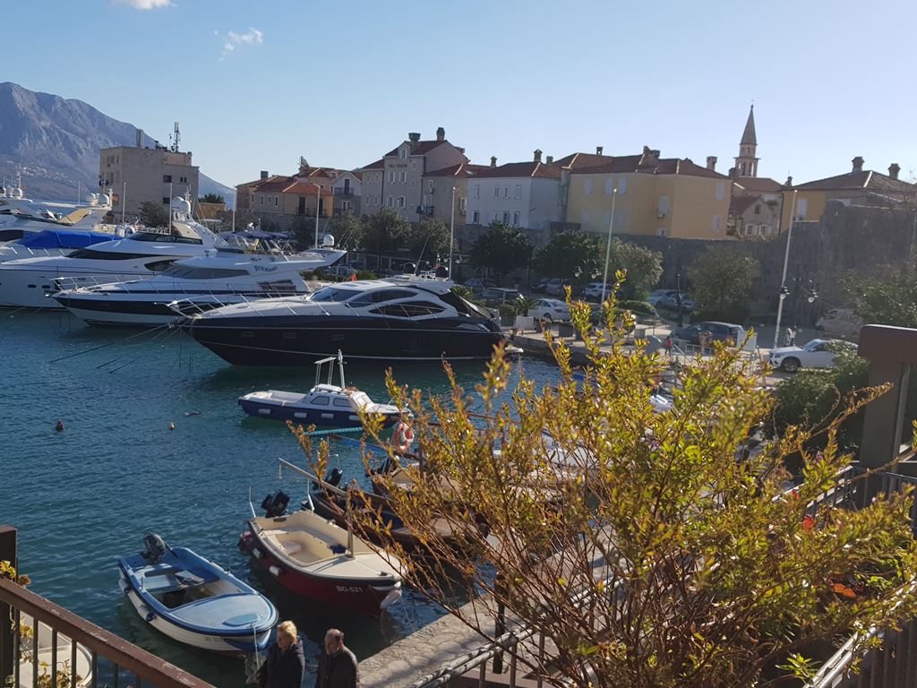 Будва погода зимой