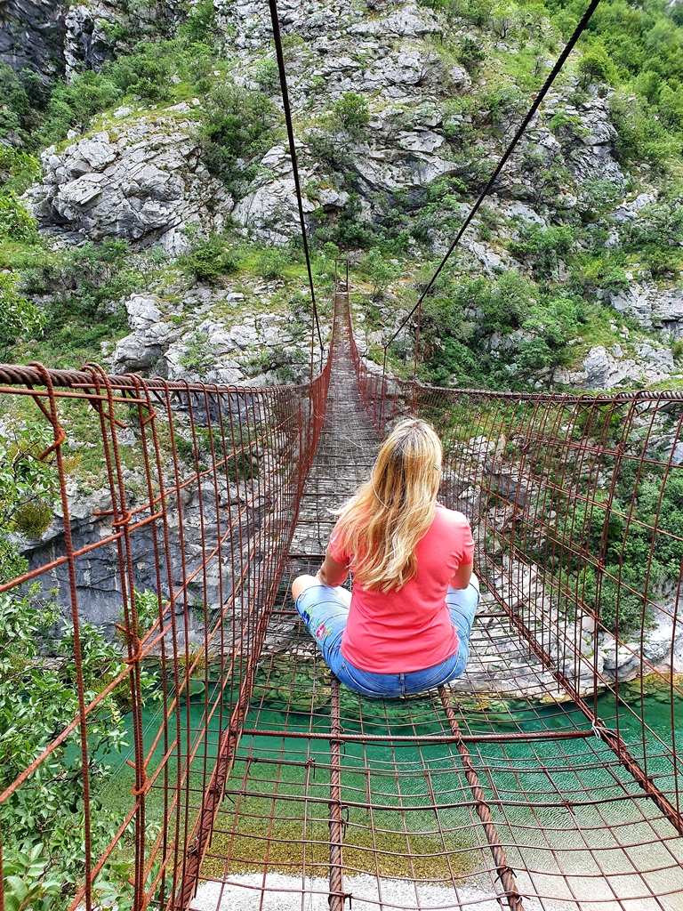 подвесной мост каньон Морачи фото Саши