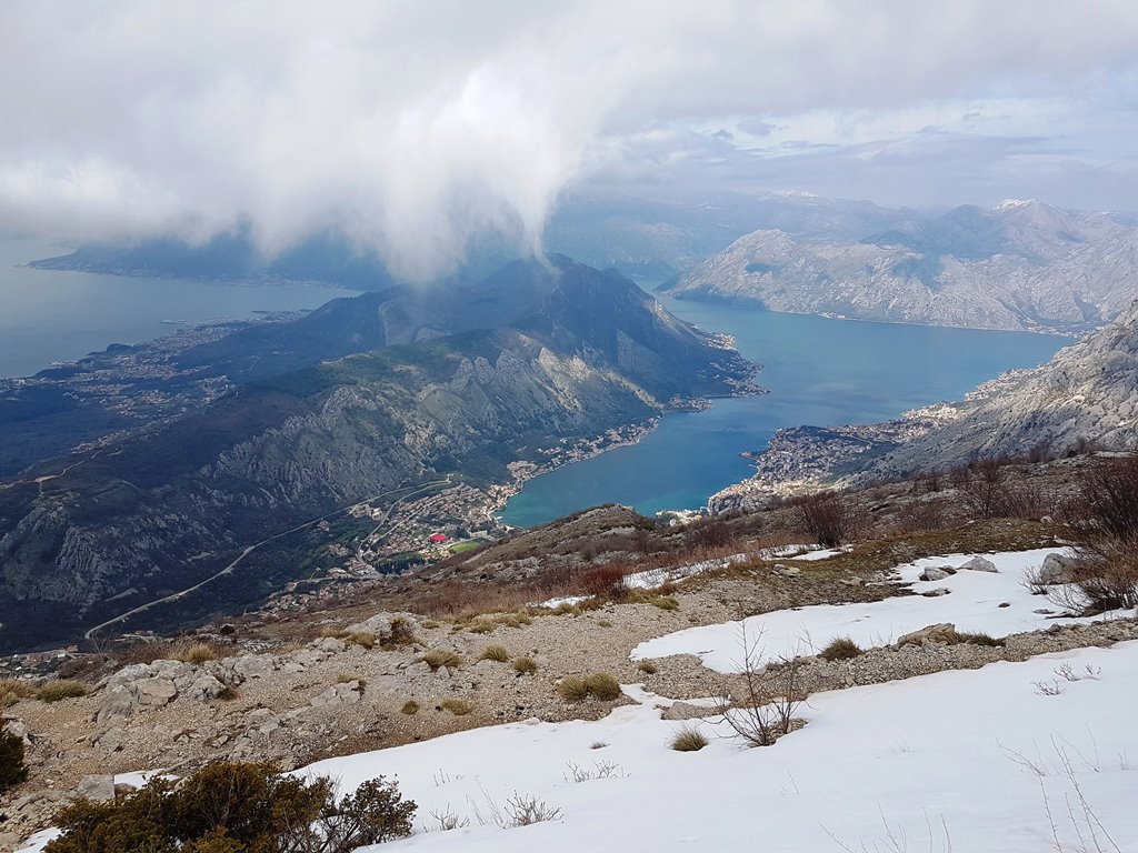 какая зима в Черногории