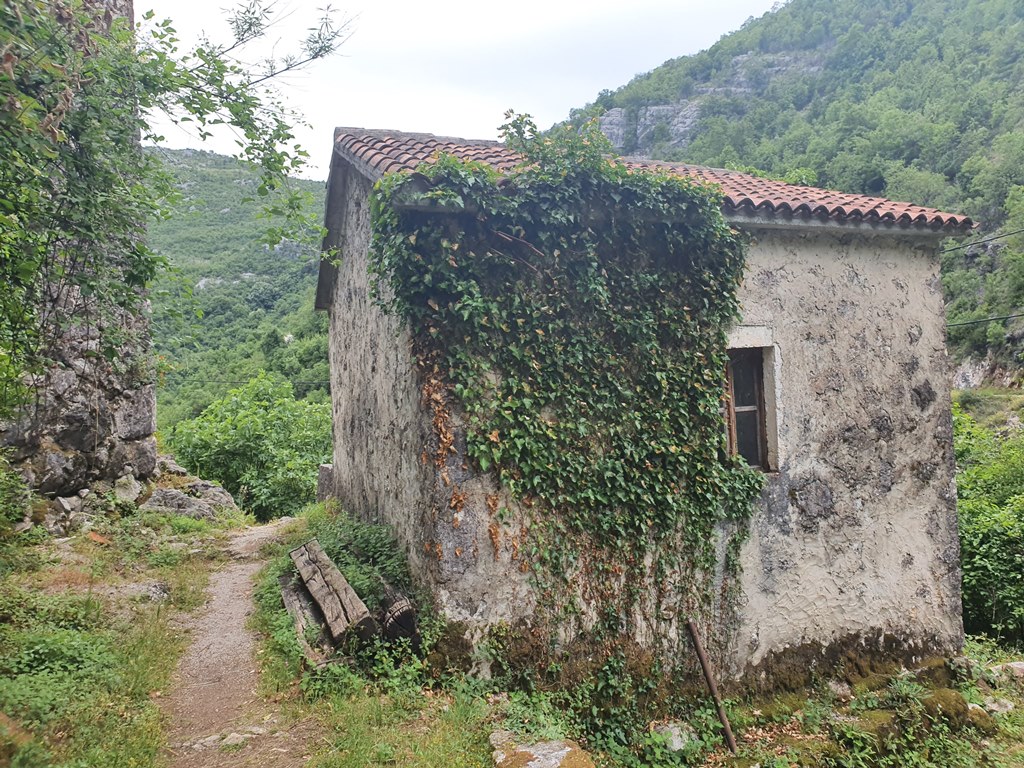Поселяни Черногория