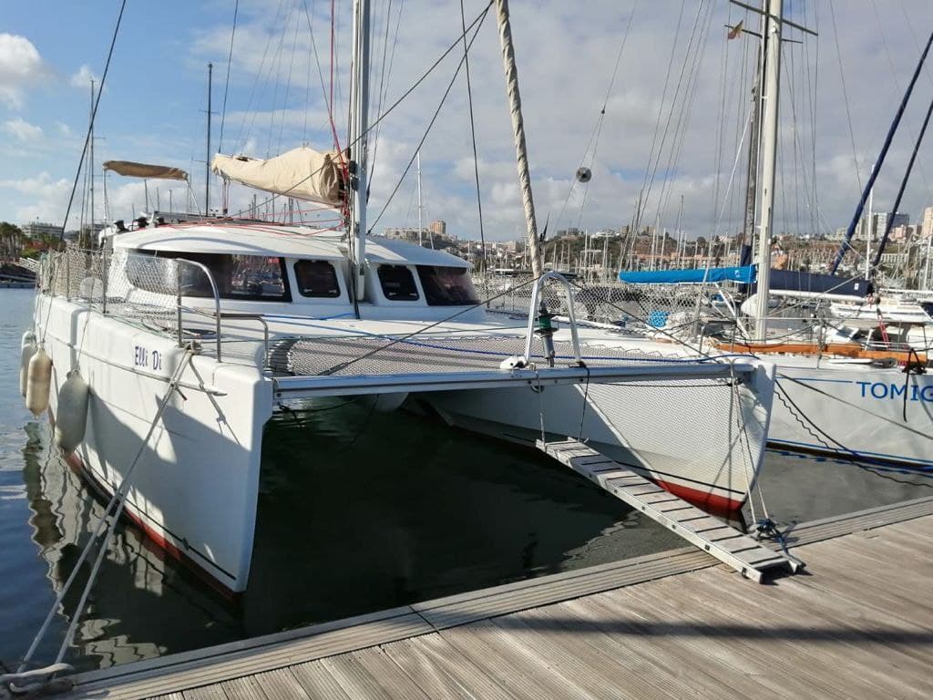 аренда катамарана в Черногории Тиват