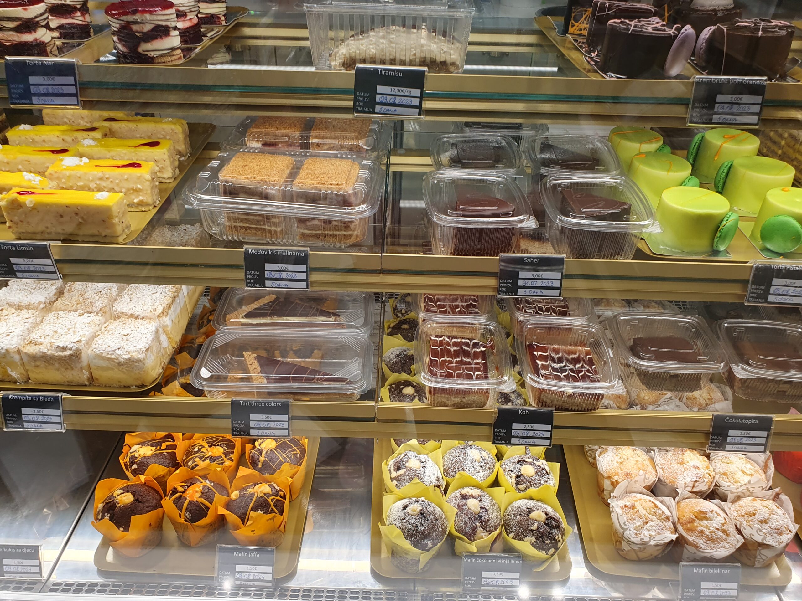 где пообедать в Колашине фото советы цены