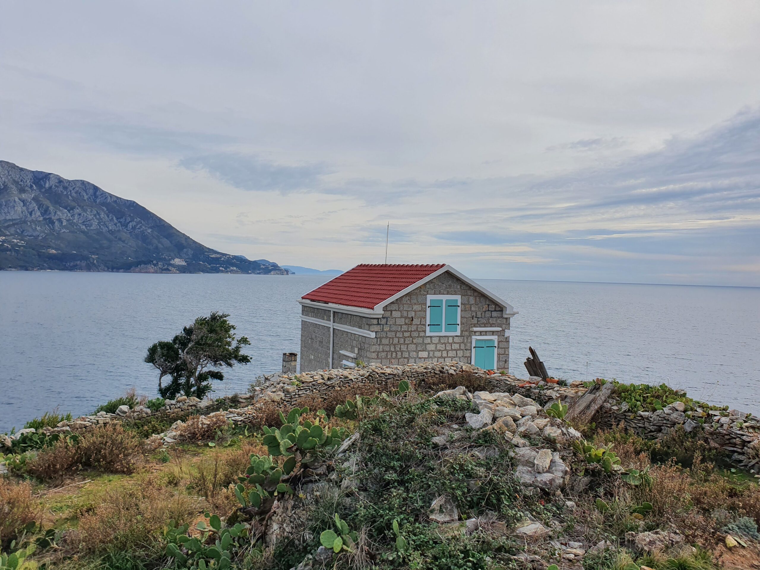 остров Николы дом-маяк фото