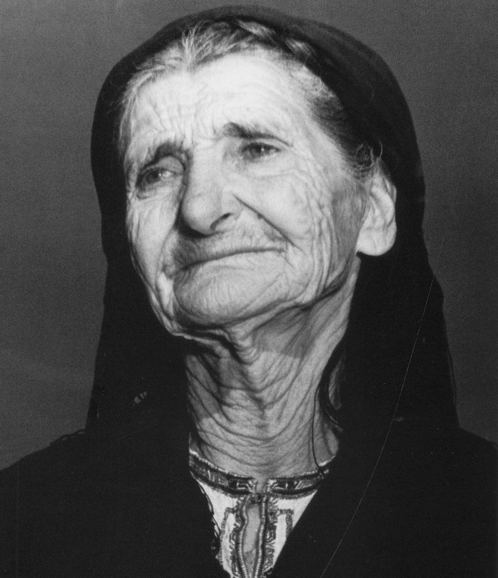 MAJKA POGINULOG PARTIZANA
